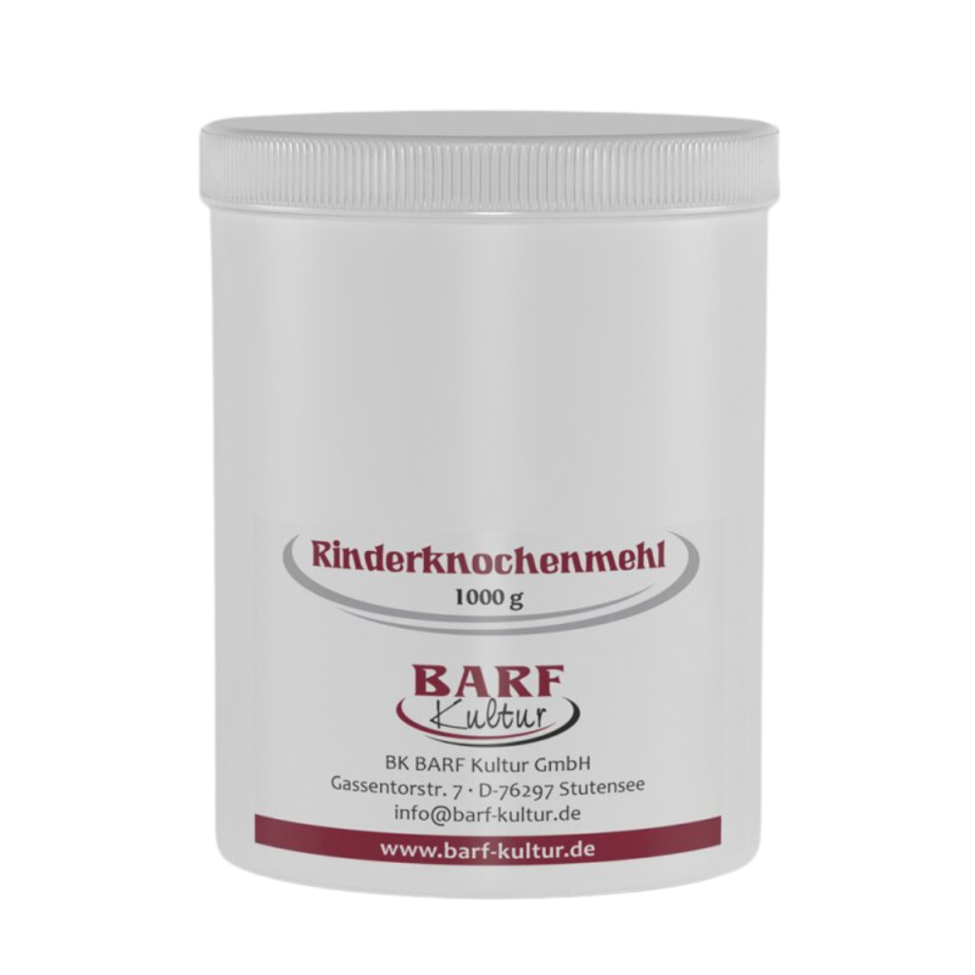 Runder Behälter mit weißem Deckel, beschriftet mit 'Hirschknochenmehl 1000 g' und dem Logo 'BARF Kultur'.