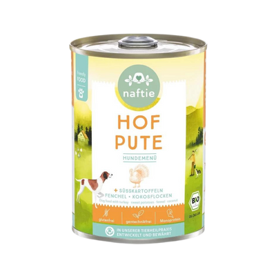 Dose mit Bio-Hundefutter von naftie, 400g, mit Abbildung eines Hundes und Landschaft im Hintergrund. Aufschrift: 'HOF PUTE HUNDEMENÜ.