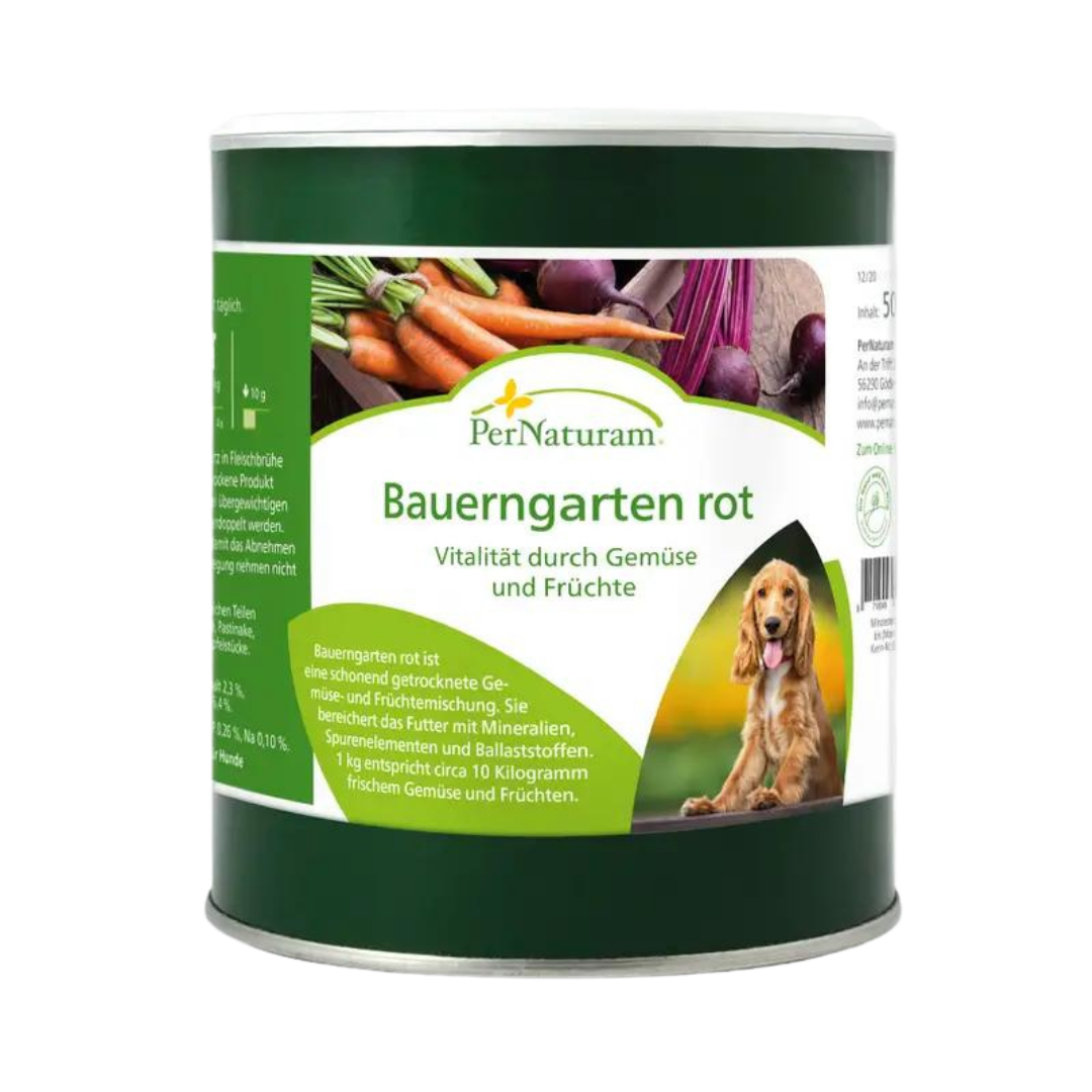 Grüne Dose PerNaturam Bauerngarten rot mit Bild von Karotten, Rüben und einem sitzenden Hund, Text zu Vitalität durch Gemüse und Früchte.