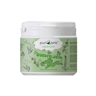 Weißer Kunststoffbehälter mit grünfarbenem Etikett, darauf das Logo puriCanis, ein grüner Hund, Blumen, Pflanzen und die Aufschrift 'QUERFELDEIN'.