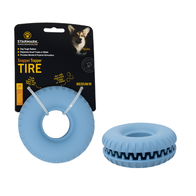 Verpackung des Starmark Everlasting Treat Tire, in blau, Hundespielzeug mit Loch in der Mitte, für mittlere Hunde.