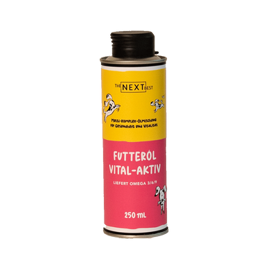 Eine 250 ml Flasche mit Futteröl, beschriftet mit 'FUTTERÖL VITAL-AKTIV', zeigt eine pinke und graue Farbgestaltung. Auf der Flasche sind grafische Darstellungen von Hunden und Katzen.