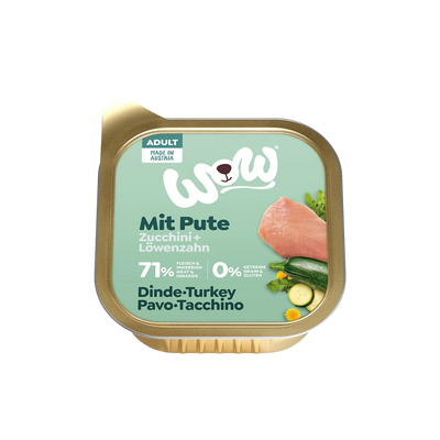 Goldfarbene Verpackung mit Aufschrift 'WOW Dog Pute Adult', Bild von Putenfilets und Kräutern, 71 % Fleisch und Innereien, ohne Getreide, hergestellt in Österreich.