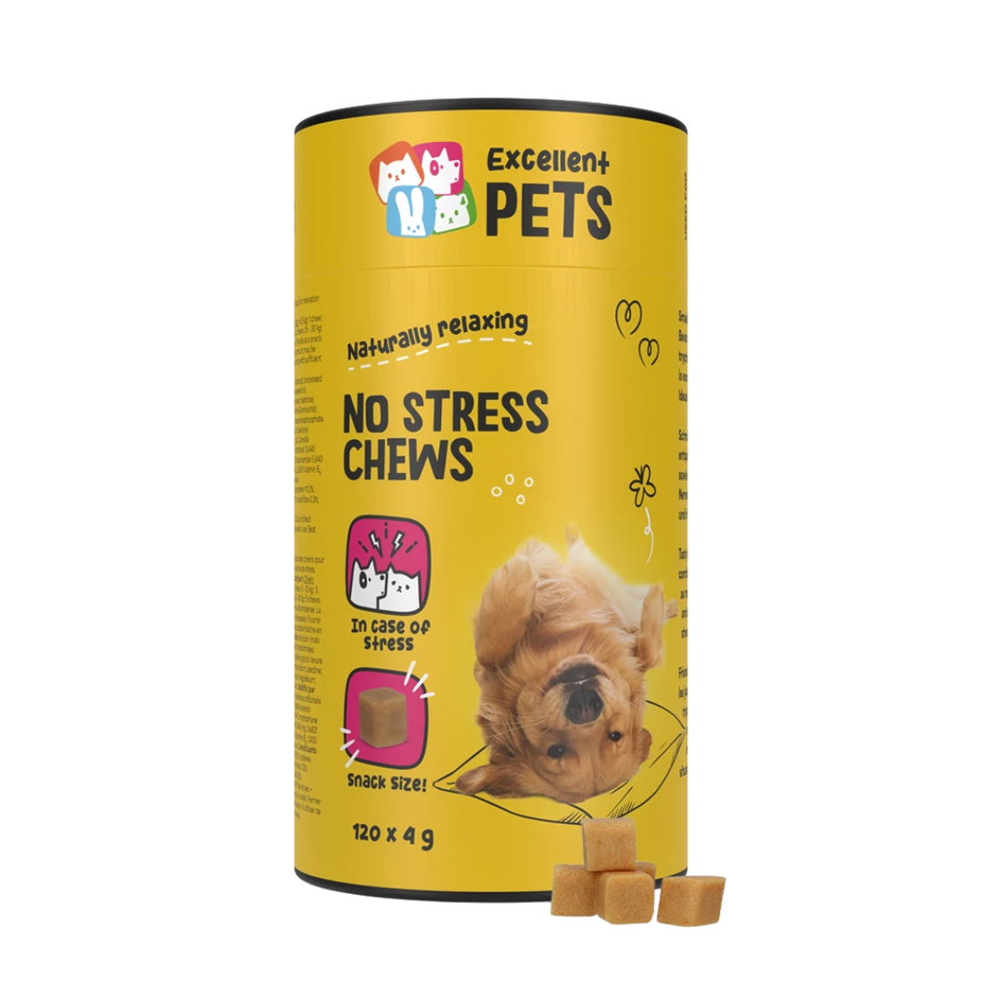 Runde Dose mit gelbem Etikett, beschriftet mit 'Excellent PETS', 'NO STRESS SOFT CHEWS' und '120 x 4 g'. Abgebildeter Hund auf einem Kissen.