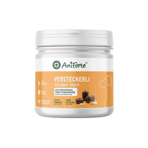 Weiße Dose mit Deckel. Marke AniForte, auf dem Etikett steht Versteckerli Hideaway Snack.