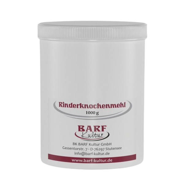Runder Behälter mit weißem Deckel, beschriftet mit 'Rinderknochenmehl 1000 g' und dem Logo 'BARF Kultur'.
