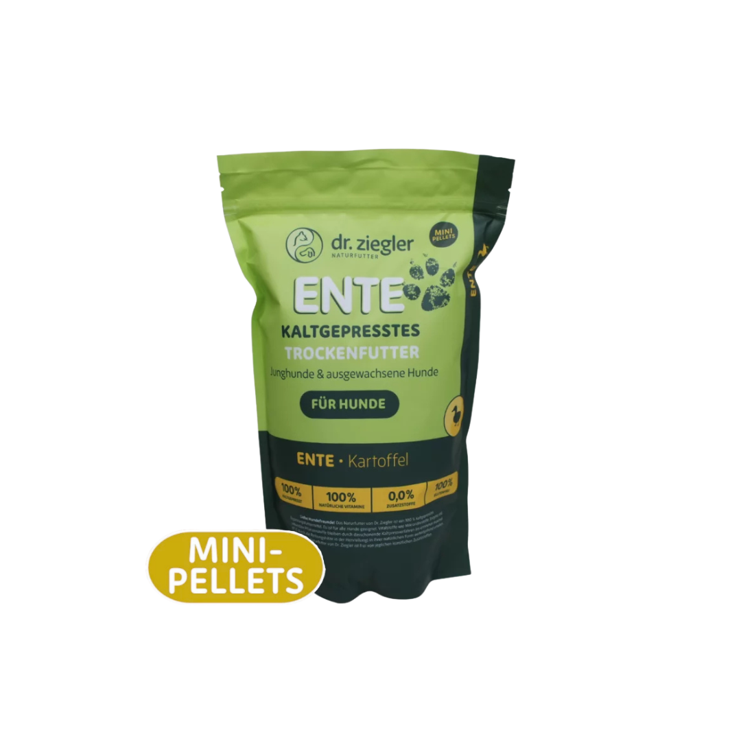 Grün-schwarze Verpackung von dr. ziegler kaltgepresstem Trockenfutter für Hunde mit Ente und Kartoffel, Aufschrift 'MINI-PELLETS'