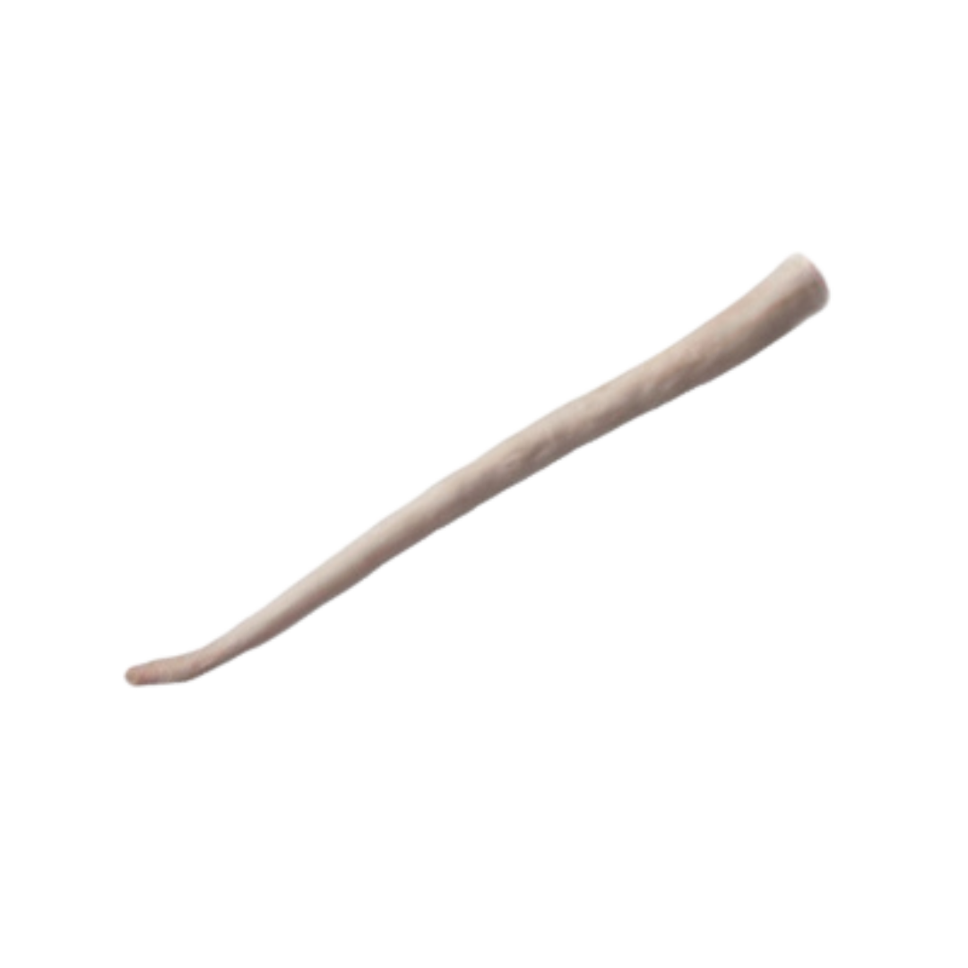 Getrockneter Kausnack für Hunde in Stangenform, naturbelassen.