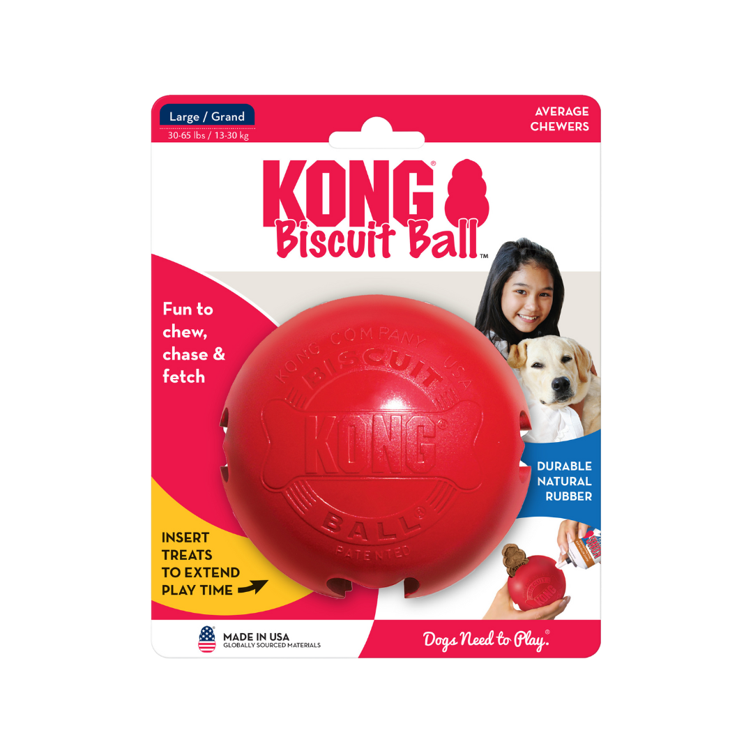 Roter KONG Biscuit Ball für Hunde, Größe Large, aus natürlichem Gummi. Verpackung zeigt den Ball und einen Hund. Text: 'Dogs Need to Play'.