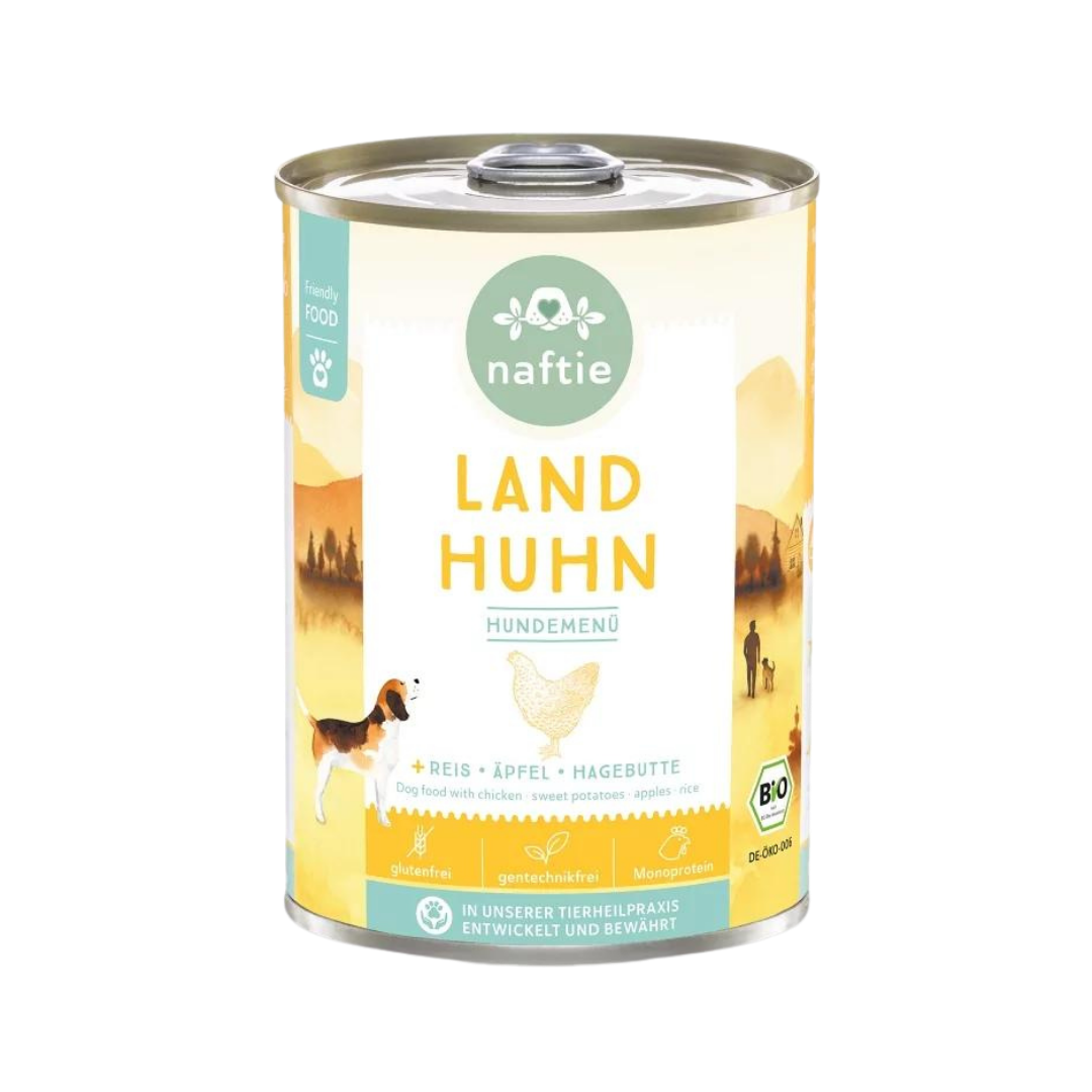 Dose mit Bio-Hundefutter von naftie, 400g, mit Abbildung eines Hundes und Landschaft im Hintergrund. Aufschrift: 'LAND HUHN HUNDEMENÜ.