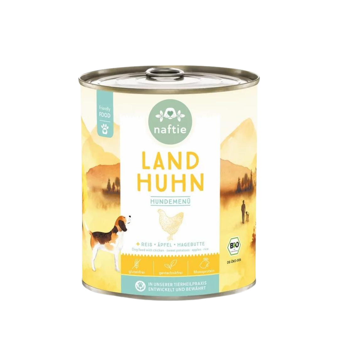 Dose mit Bio-Hundefutter von naftie, 800g, mit Abbildung eines Hundes und Landschaft im Hintergrund. Aufschrift: 'LAND HUHN HUNDEMENÜ.