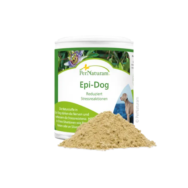 Weißer Behälter mit grünem Etikett der Marke PerNaturam, Produktname 'Epi-Dog', Pulver vor dem Behälter, Hundebild und Text 'Reduziert Stressreaktionen' sichtbar.