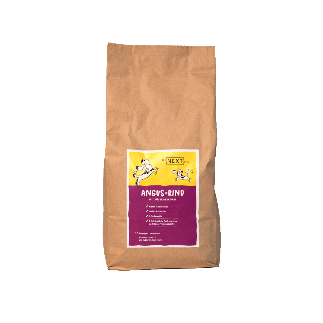 Großer brauner Futtersack von The Next Best mit der Sorte Angus-Rind und Süßkartoffel. Hochwertiges Hundefutter mit hohem Fleischanteil, ohne Getreide, künstliche Farb-, Aroma- und Konservierungsstoffe.