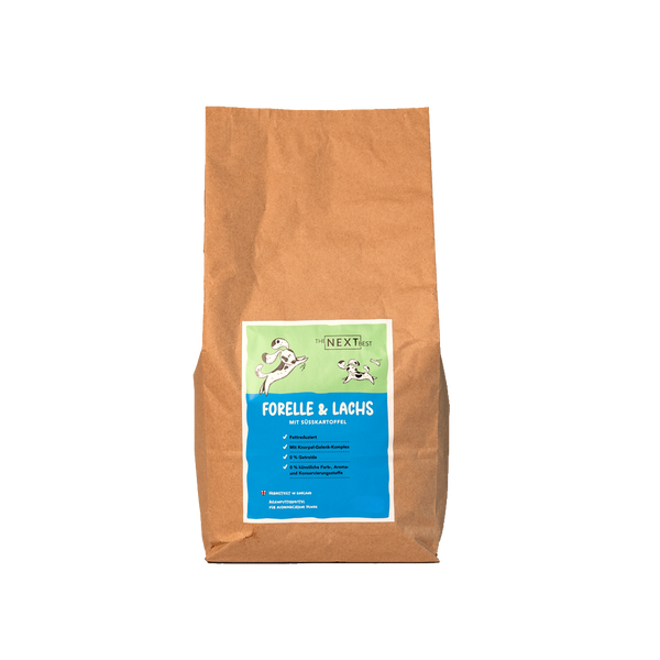 Großer brauner Futtersack von The Next Best mit der Sorte Forelle & Lachs und Süßkartoffel. Hochwertiges Hundefutter mit hohem Fleischanteil, ohne Getreide, künstliche Farb-, Aroma- und Konservierungsstoffe.