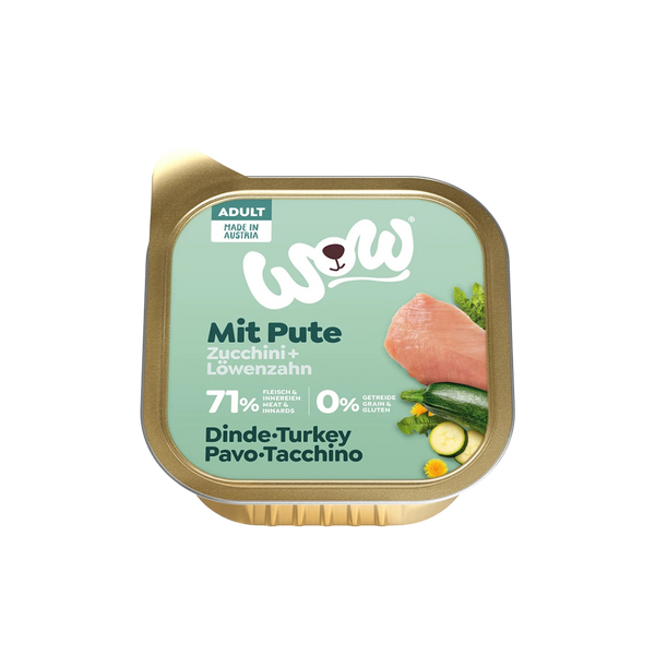 Goldfarbene Verpackung mit Aufschrift 'WOW Dog Pute Adult', Bild von Putenfilets und Kräutern, 71 % Fleisch und Innereien, ohne Getreide, hergestellt in Österreich.